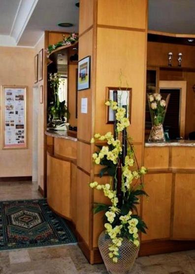 Hotel Acerboli Римини Екстериор снимка